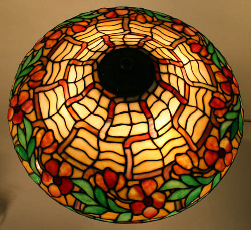 Amboy Works Floral Leaded Glass Table Lamp