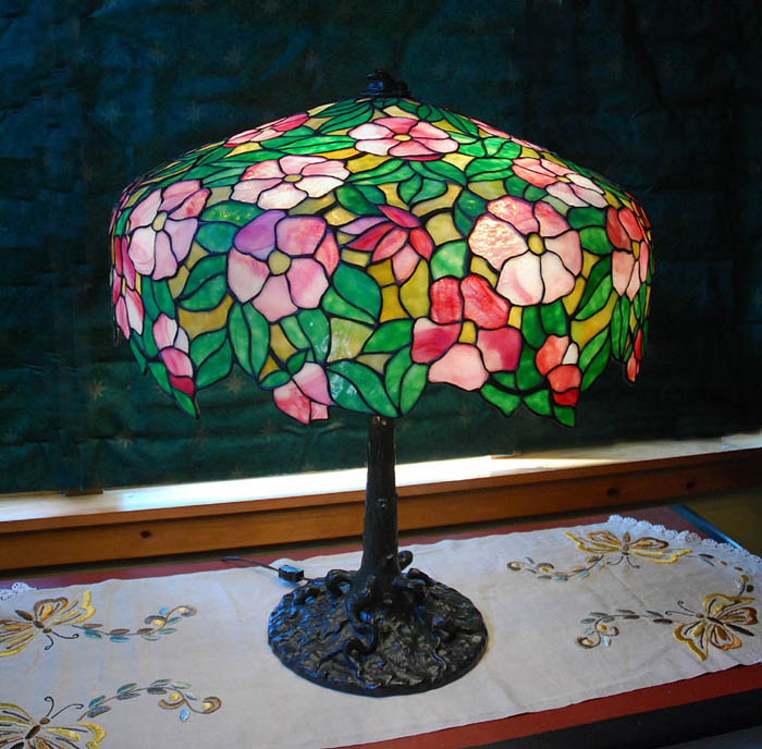 Floral Table Lamp