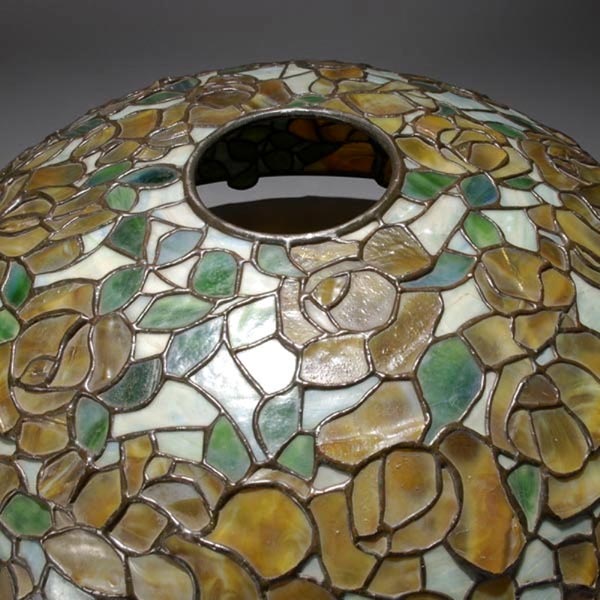22" Bigelow, Kennard & Company Yellow Rose Table Lamp
