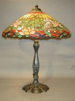 Wilkinson Magnolia Leaded Glass Lamp