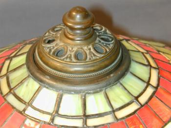 Wilkinson Magnolia Leaded Glass Lamp