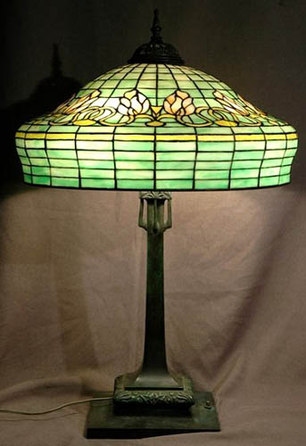 Unique Art Glass and Metal Co, Floral Leaded Lamp