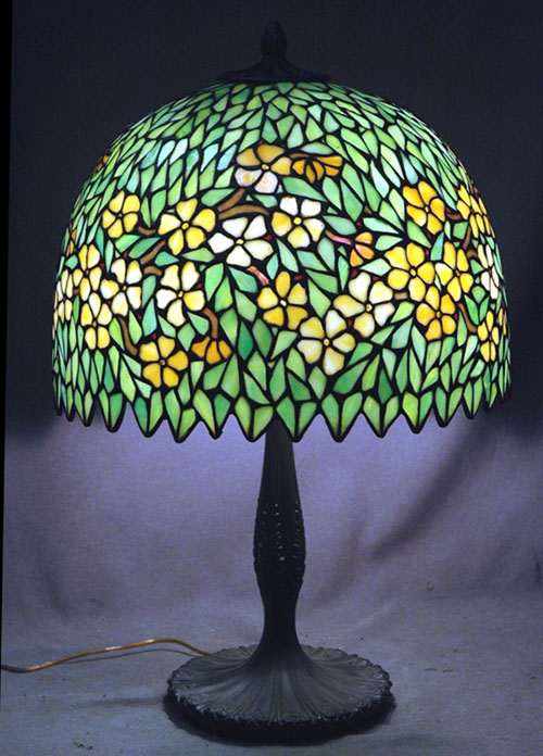 Unique Art Glass and Metal Co, Leaded Lamp