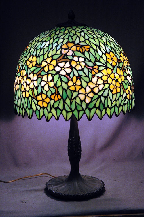 Unique Art Glass and Metal Co, Leaded Lamp