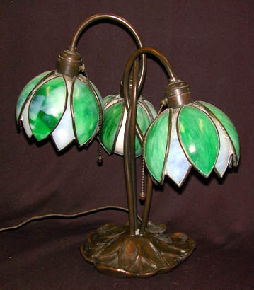 Handel 3 light Pond Lily Table Lamp
