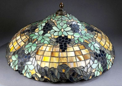 Gorham Grape Table Lamp