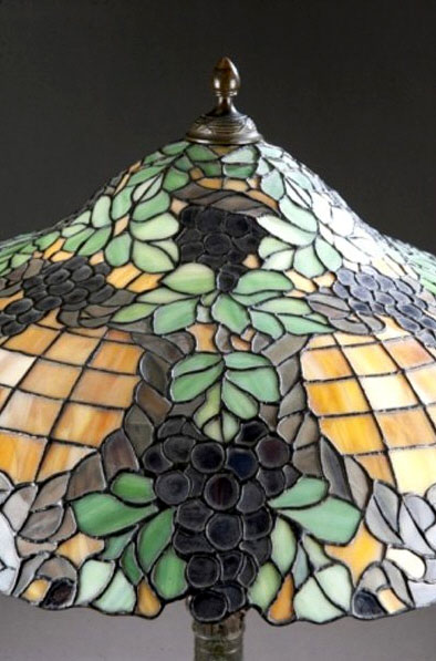 Gorham Grape Table Lamp
