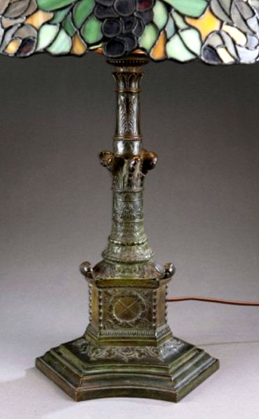 Gorham Grape Table Lamp