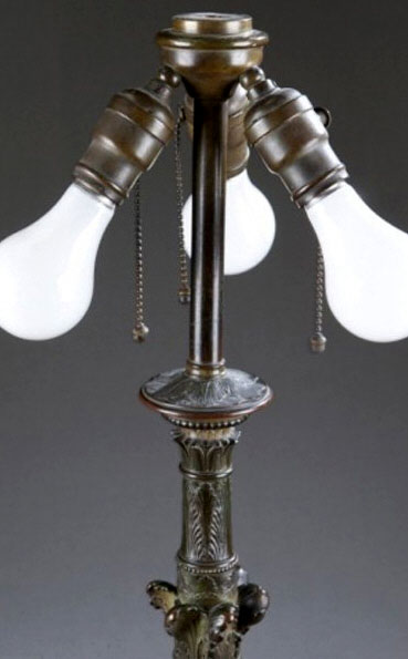 Gorham Grape Table Lamp