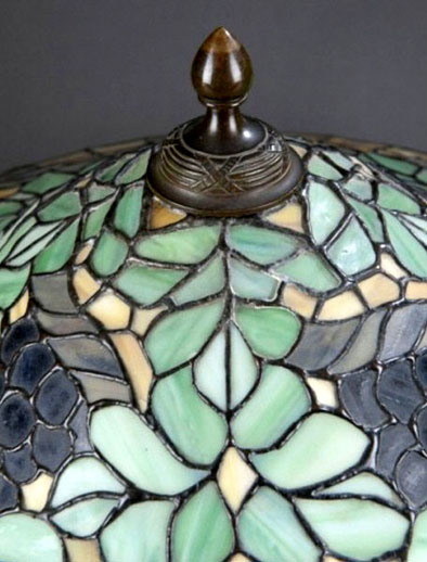 Gorham Grape Table Lamp