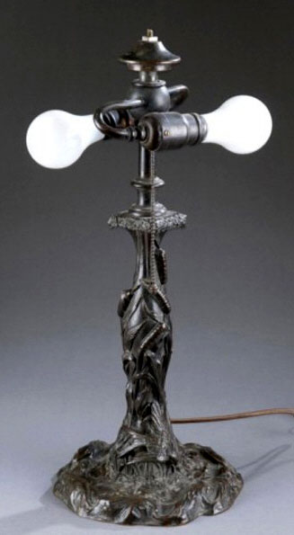 American Floral Table lamp, Attr Amboy Works / Chapman