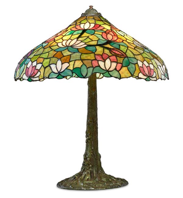 Chicago Mosaic Lotus Pattern Table Lamp