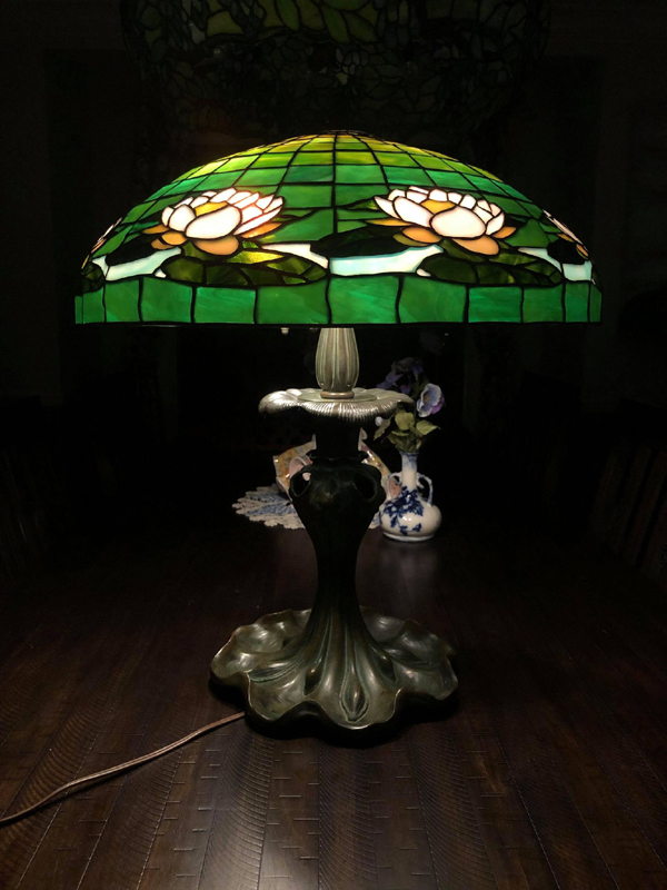 Art Shade Company Lily
