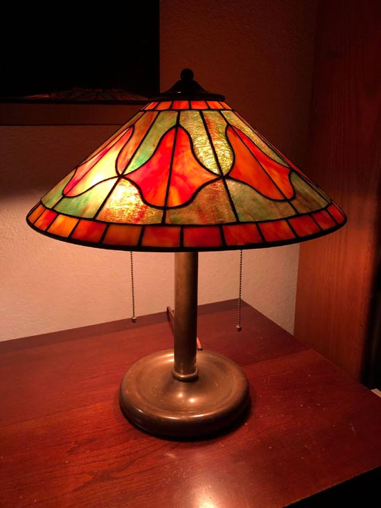 Riviere Stylized Table lamp