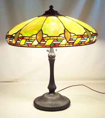Wilkinson Stylized Leaded Glass Lamp