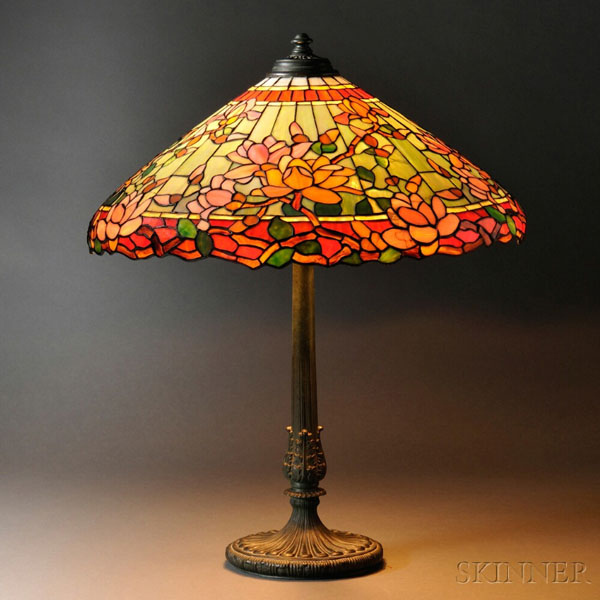 Wilkinson Magnolia Leaded Glass Lamp