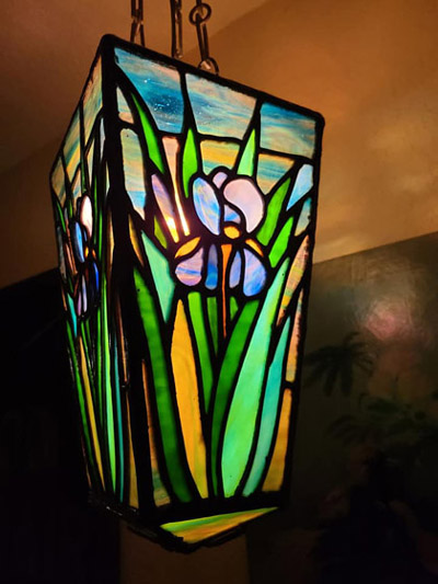 American Leaded Lantern, Iris Pattern