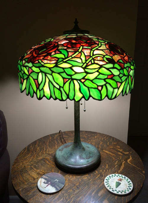 Unique Oriental Poppy Table lamp