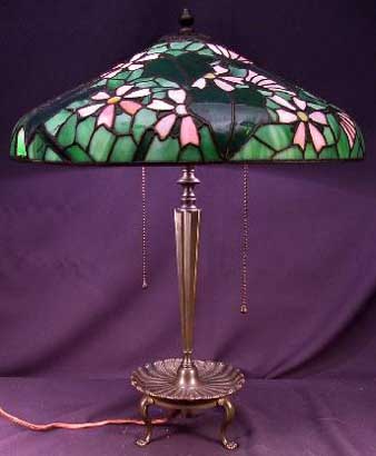 Suess Stylized Floral Leaded Lamp