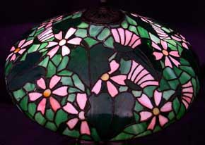 Suess Stylized Floral Leaded Lamp