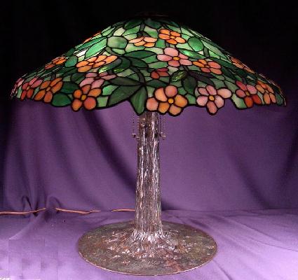 Suess Apple Tree Leaded Lamp