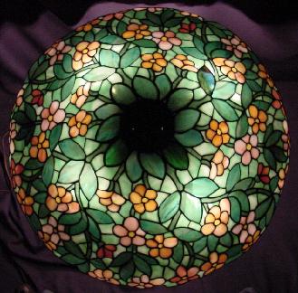 Suess Apple Tree Leaded Lamp