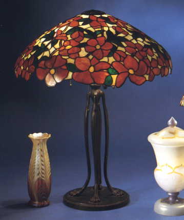 Suess Ornamental Lamp Company, Peony Lamp