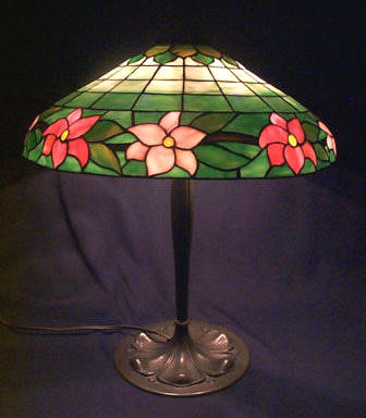 Suess Floral Border Leaded Lamp