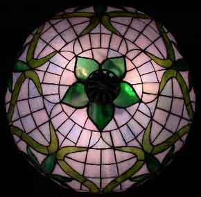 Suess Stylized Leaf Leaded Lamp