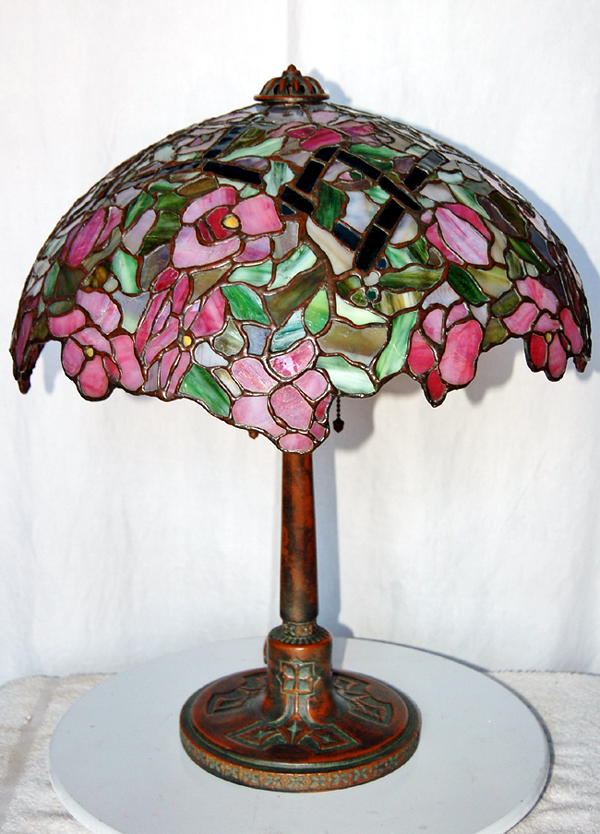 Chapman Rose Trellis Table Lamp