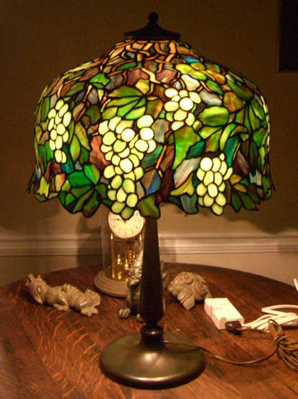 Unique Art Glass and Metal Co, Grape Leaded Lamp