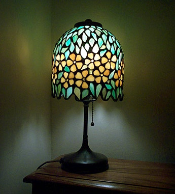 Unique Art Glass and Metal Co, Boudoir Leaded Lamp