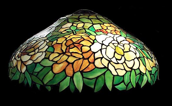 Unique Art Glass and Metal Co, Peony Leaded Lamp