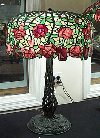 Unique Art Glass and Metal Co, Rose Leaded Lamp