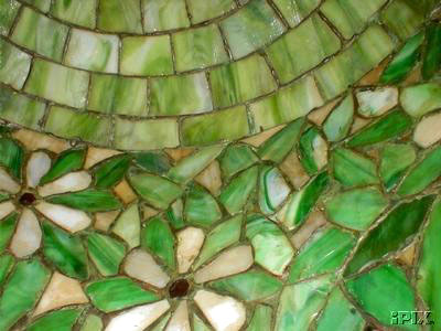 American Floral Border Leaded Glass Table Lamp