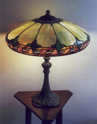 Wilkinson Stylized Leaded Glass Lamp