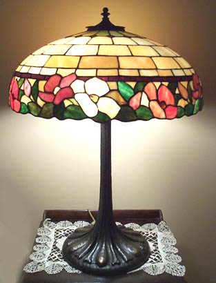 Wilkinson 18" Table Lamp