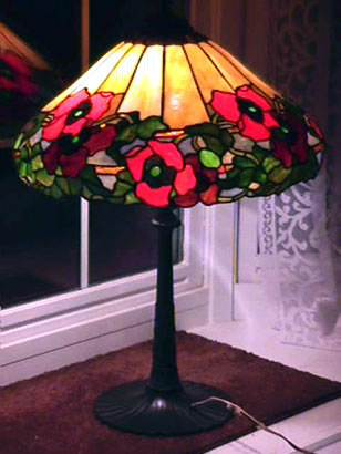 Wilkinson Poppy Leaded Glass Lamp