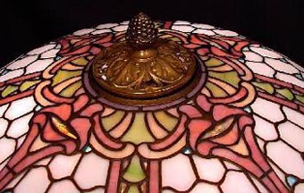 Williamson Louis XV Leaded Glass Lamp