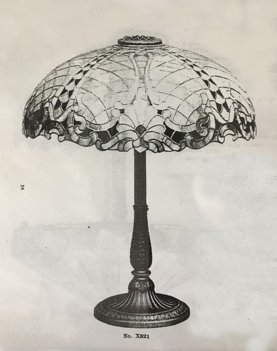 Williamson Louis Style Leaded Lamp