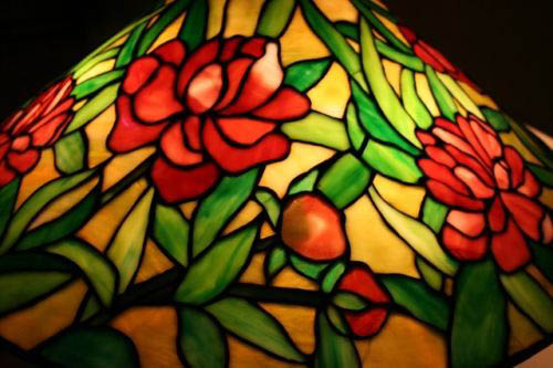 Unique Art Glass Peony Table Lamp